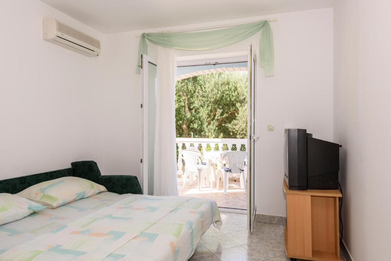 Apartments Golubic Sveti Petar  Eksteriør billede